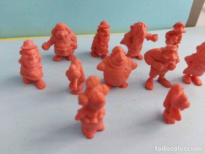 Figuras de goma y PVC: LOTE DE FIGURAS DUNKIN ASTERIX - Foto 2