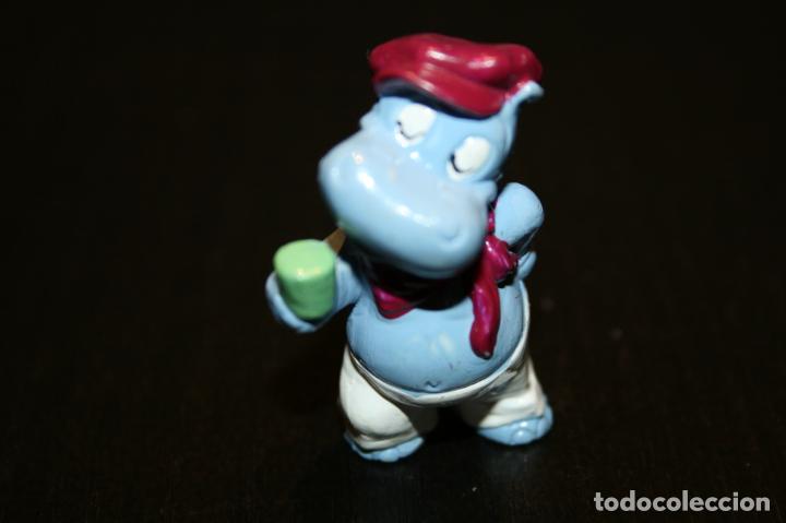 Figuras de Borracha e PVC: kINDER ferrero 028 d serie hipop&oacute;tamos hippo en el barco 1992 1 figura sin bpz