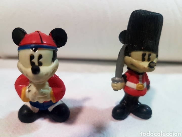 Figuras de goma y PVC: Dos ratones Mickey de PVC - Foto 1