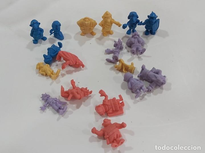 Figuras de goma y PVC: LOTE DE FIGURITAS DUNKIN ASTERIX - Foto 1