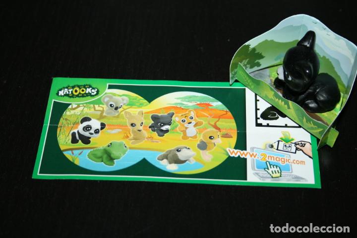 Figurines en Caoutchouc et PVC: kINDER ferrero 066 natoons animales cr&iacute;as del mundo en sus habitat 2013 1 fig.+1BPZ