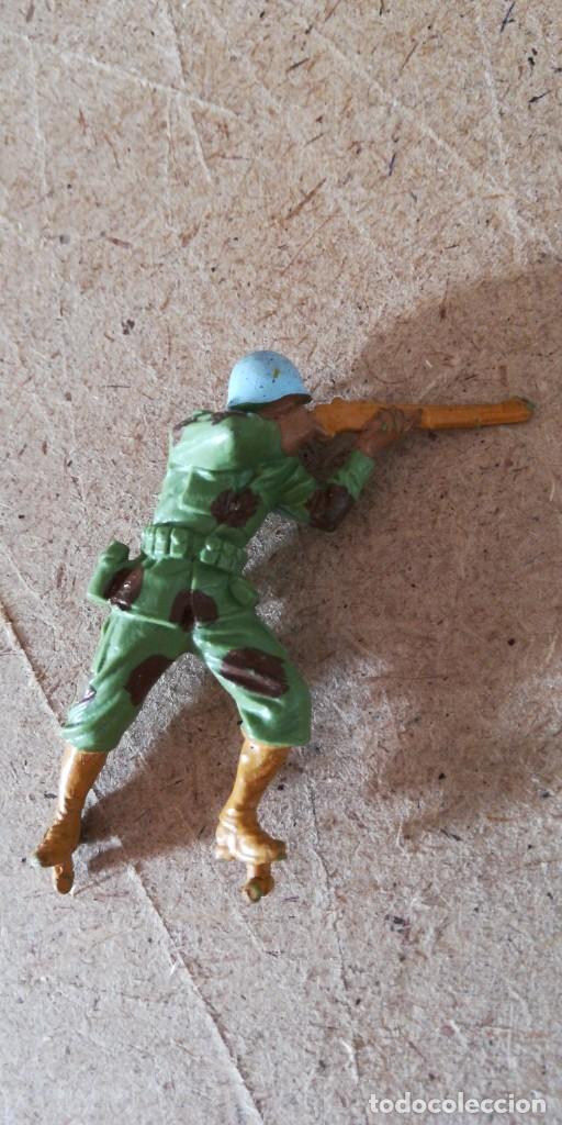 Figuras de goma y PVC: Soldado Britains - Foto 1