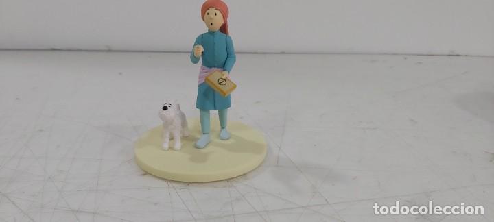 Figuras de goma y PVC: ANTIGUA FIGURITA DE TINTIN COFREET SCENE PLASTIQUE SIN CAJA