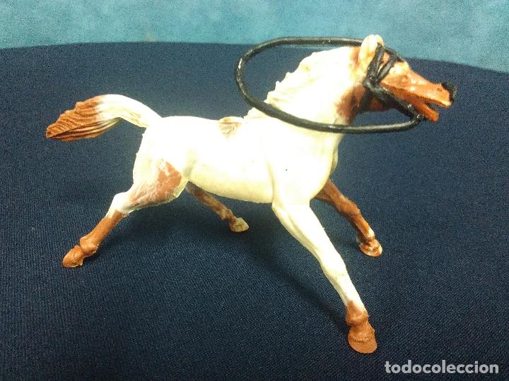 Figuras de goma y PVC: CABALLO PLASTICO - Foto 2