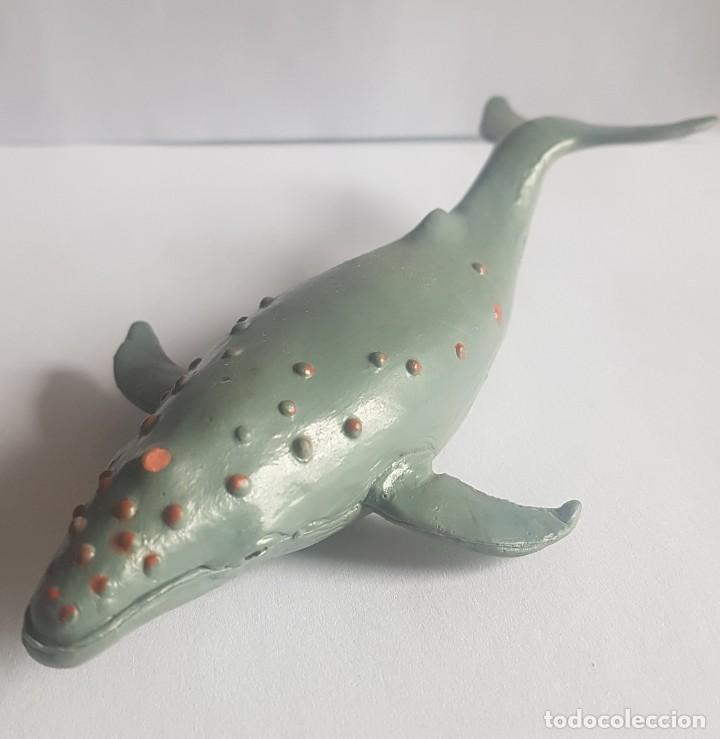 Figuras de goma y PVC: Figura PVC MNILAND BALLENA