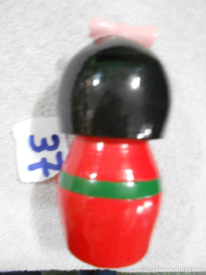 Figuras de goma y PVC: HUCHA CHICA CHINA - Foto 2
