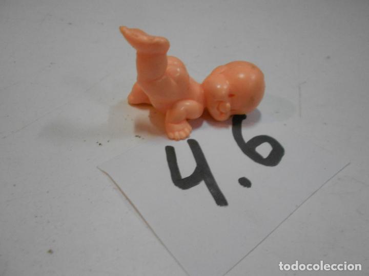 Figurines en Caoutchouc et PVC: BEBE