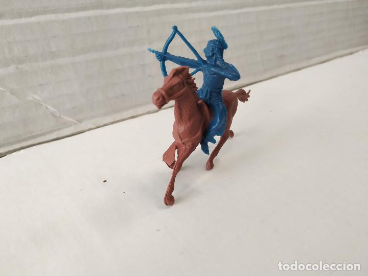 Figuras de goma y PVC: FIGURA DE PL&Aacute;STICO INDIO A CABALLO REAMSA - Foto 1