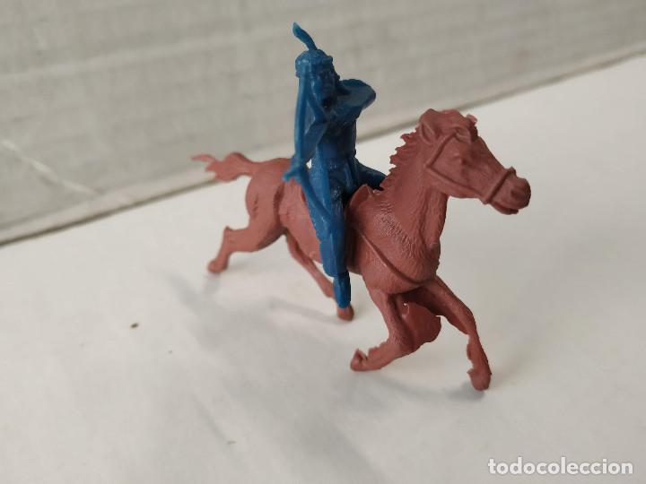 Figuras de goma y PVC: FIGURA DE PL&Aacute;STICO INDIO A CABALLO REAMSA - Foto 2