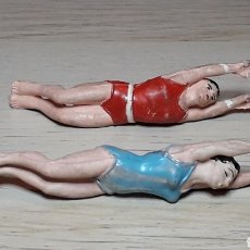 Figuras de Goma y PVC: HOMBRE Y MUJER TRAPECISTAS CIRCO, FABRICADOS EN GOMA, JECSAN MADE IN SPAIN, ORIGINAL AÑOS 50.