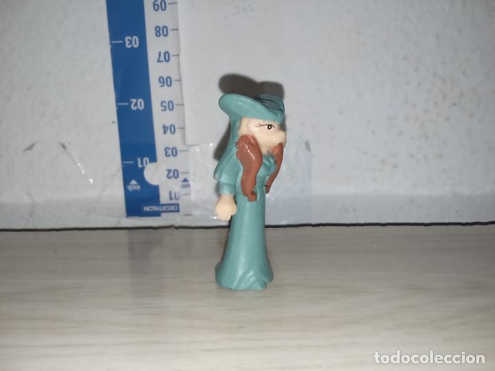 Figuras de goma y PVC: Mu&ntilde;eco figura sylvan el valiente danone - Foto 2
