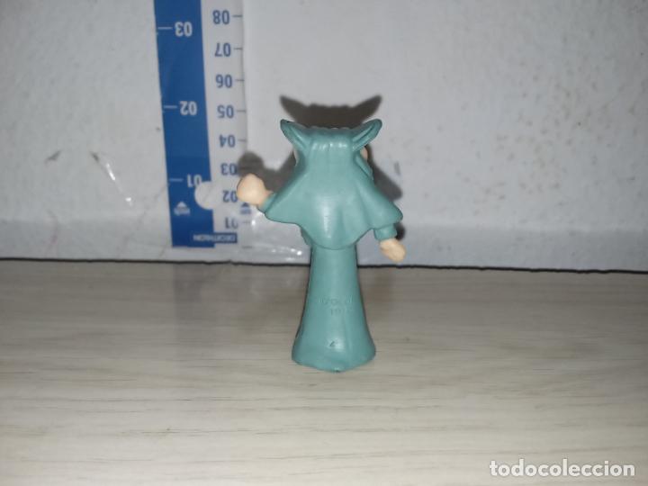 Figuras de goma y PVC: Mu&ntilde;eco figura sylvan el valiente danone - Foto 3