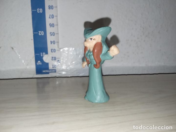 Figuras de goma y PVC: Mu&ntilde;eco figura sylvan el valiente danone - Foto 4