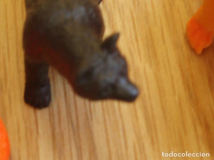 Figuras de goma y PVC: FIGURAS DUNKIN, DINOSAURIOS Y OTRAS - Foto 5