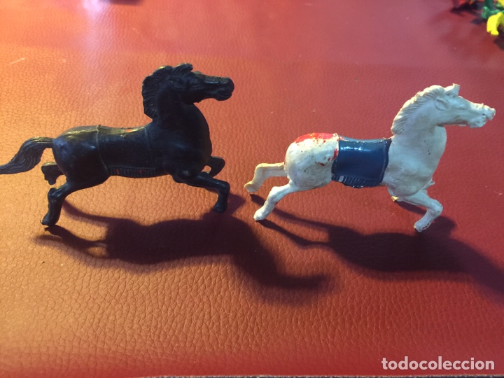 Figuras de goma y PVC: Caballos indios - Foto 2