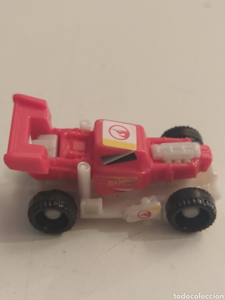 Rubber and PVC Figures: Figura coche huevos Kinder sorpresa Mattel EN392