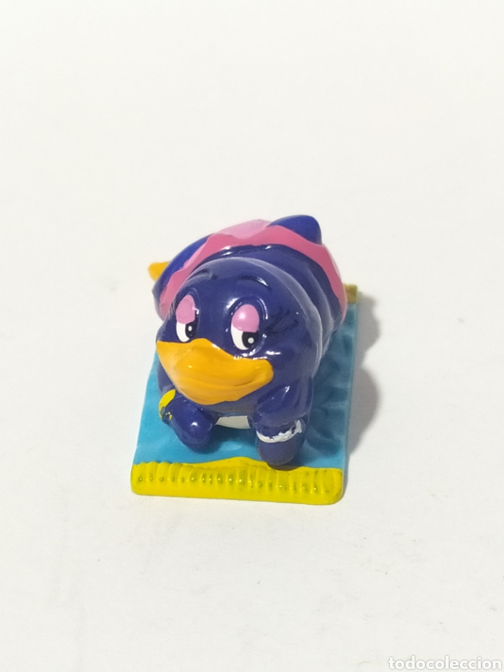 Figurines en Caoutchouc et PVC: Figura PVC. Kinder.Ferrero.1994.Playa Ping&uuml;inos. Luisella tintarella.