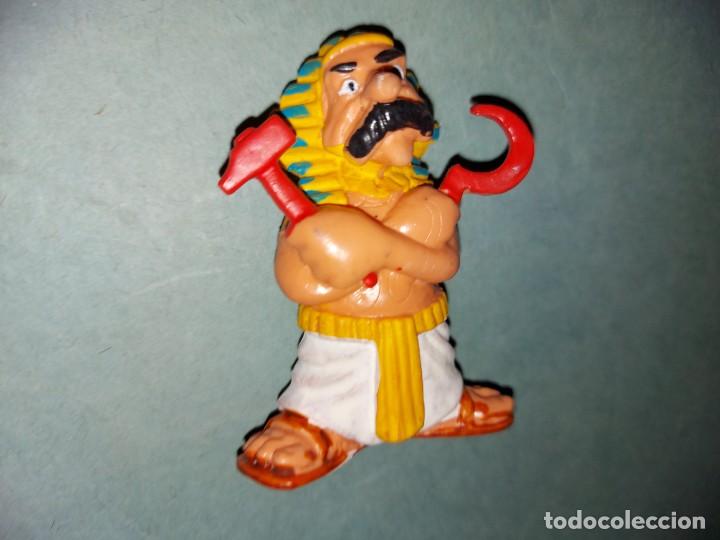 Figuras de goma y PVC: GERARDO IGLESIAS DE GALLEGO REY