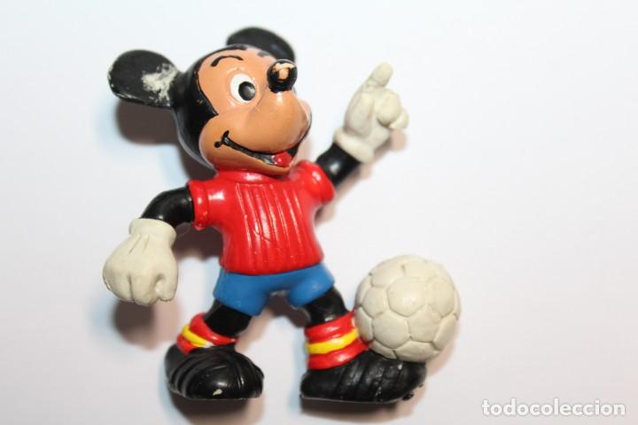 Figuras de goma y PVC: FIGURA PVC MICKEY MOUSE FUTBOLISTA MUNDIAL 82 WALT DISNEY