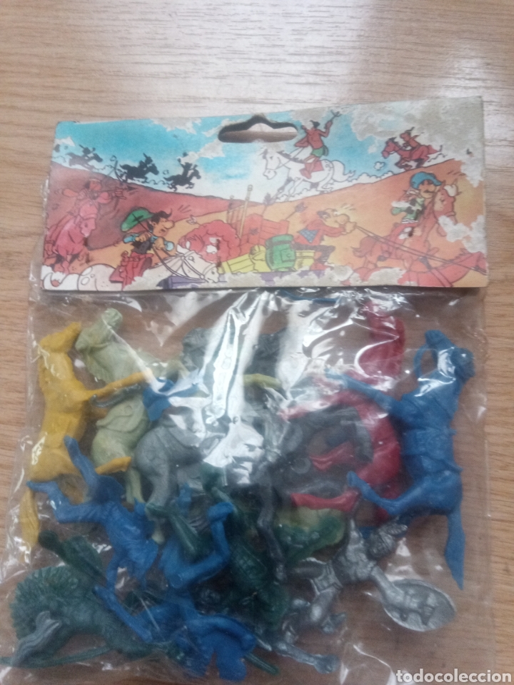 Figuras de goma y PVC: Blister antiguo - Foto 1
