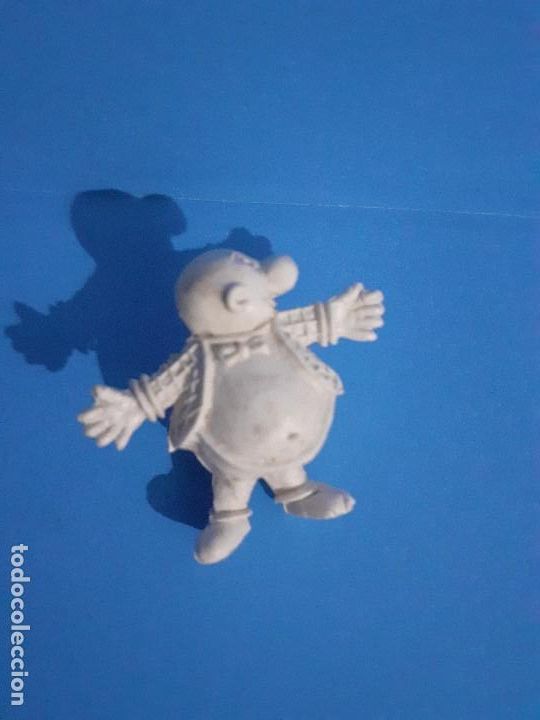 Figuras de goma y PVC: Figura Dunkin. - Foto 4