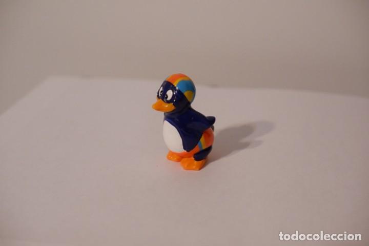 Kinder Figures: KINDER - PINGUI BEACH (1994) - NUCCIO GRANTUFFO SIN TRANPOLIN - PINGUINOS.
