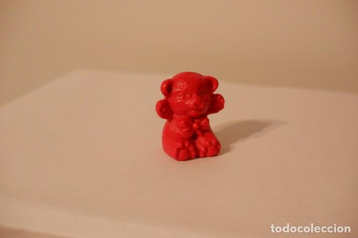 Rubber and PVC Figures: FIGURA, OSITO - CAPERUCHA PARA LAPICES.