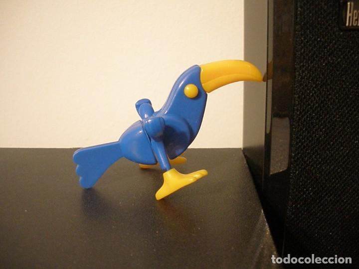 Figuras de goma Kinder: KINDER - PAJARO SIN ALAS. - Foto 1