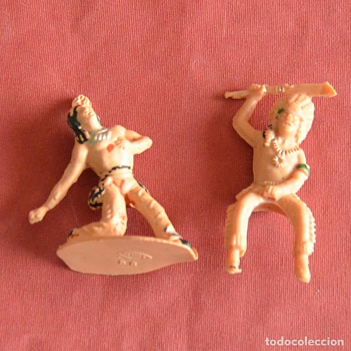 Figuras de goma y PVC: 2 INDIOS - REAMSA - DESPINTADOS - Foto 1