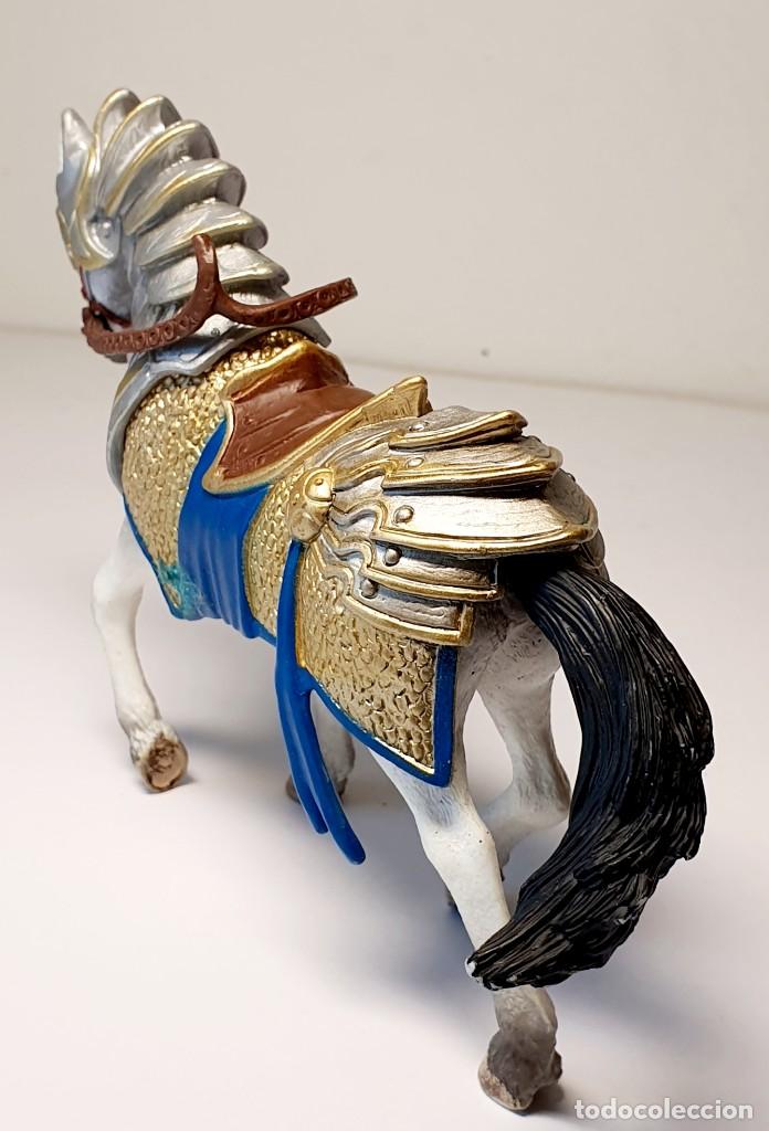 Figuras de goma y PVC: CABALLO MEDIEVAL - Foto 3