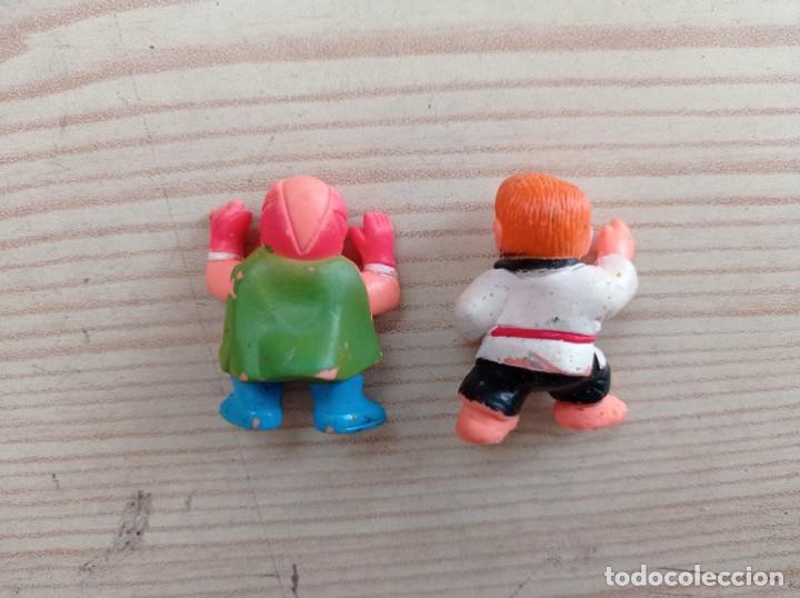 Figuras de goma y PVC: 2 Figuras Pressing Catch + Karateca - Soma - Foto 2