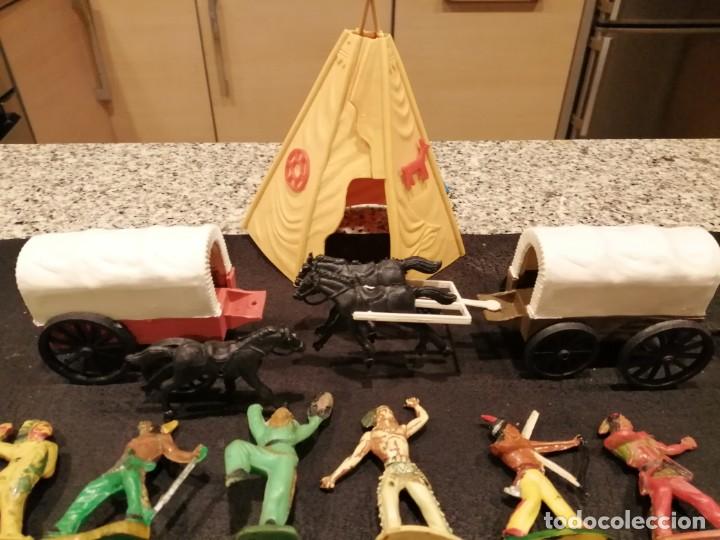 Figuras de goma y PVC: Lote indios - sin identificar - Foto 2