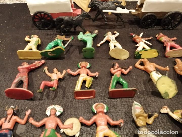 Figuras de goma y PVC: Lote indios - sin identificar - Foto 4
