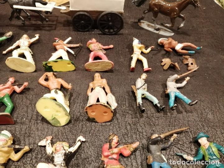 Figuras de goma y PVC: Lote indios - sin identificar - Foto 5