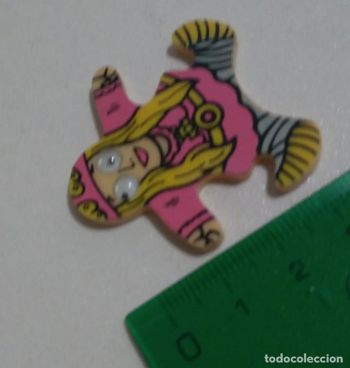 Figuras de Borracha e PVC: MU&Ntilde;ECO KINDER ? Ni&ntilde;a ojos moviles