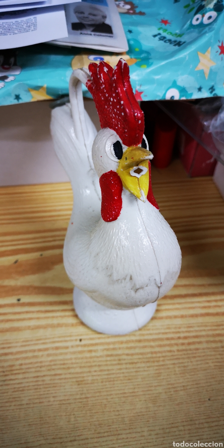 Figuras de goma y PVC: Gallo de plastico a estrenar - Foto 2