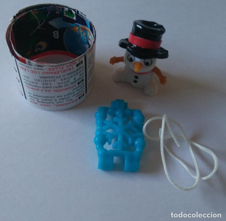 Figuras de Borracha e PVC: Kinder serie n colgante snowman con papel bpz completo navide&ntilde;o mu&ntilde;eco nieve snow man