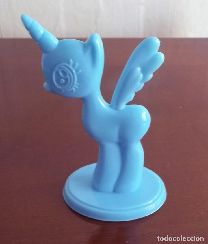 Gummi- und PVC-Figuren: PEQUE&Ntilde;O UNICORNIO PVC