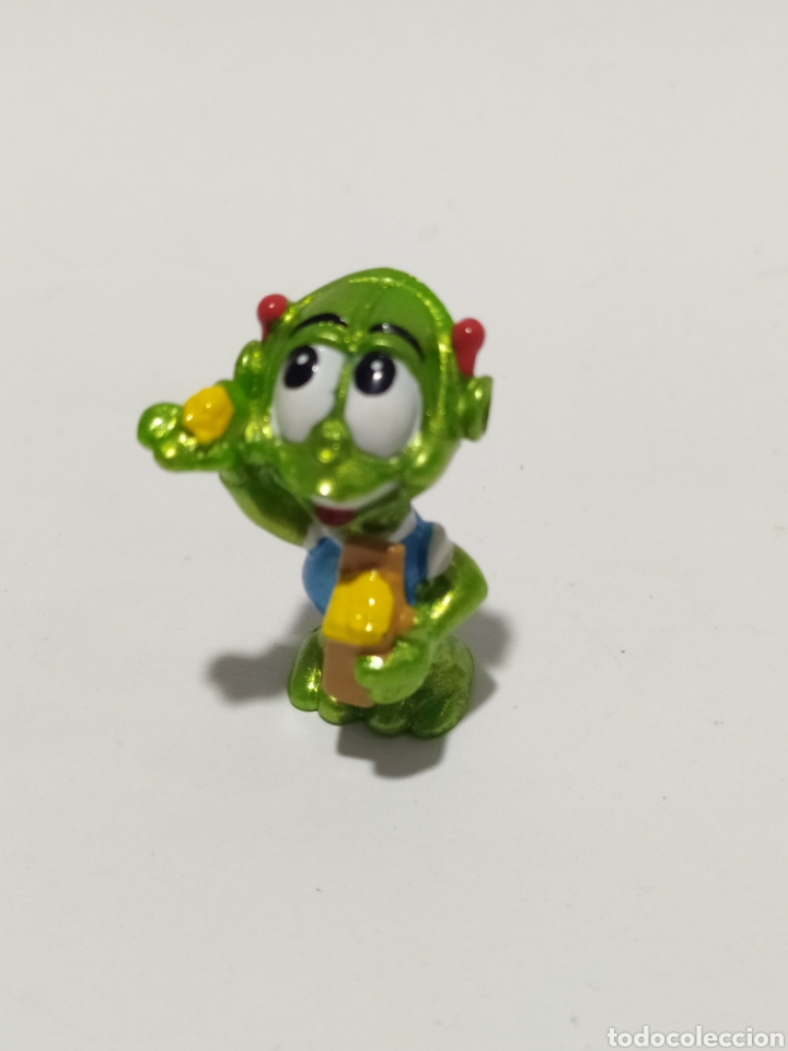 Figuras de Goma Kinder: Figura PVC. Kinder.Los Extraterrestres.Chantal heurefix .A&ntilde;o 1999