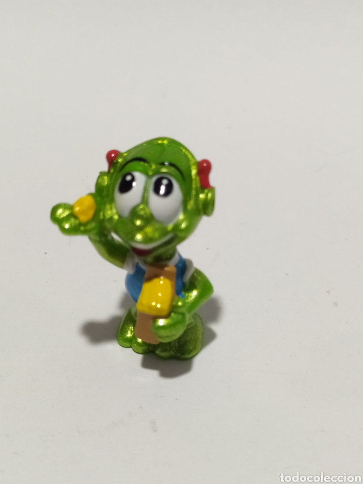 Figuras de Goma Kinder: Figura PVC. Kinder.Los Extraterrestres.Chantal heurefix .A&ntilde;o 1999