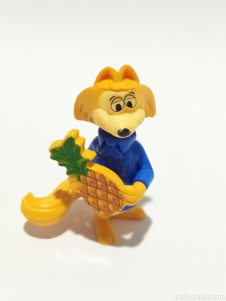Figuras de Goma Kinder: Figura PVC. Kinder.K96 N 57.Oso Yogi de picnic.Zorro Fibber.A&ntilde;o 1996