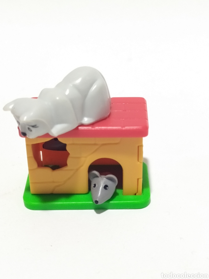 Kinder &Uuml;berraschung: Figura PVC. Kinder. Gato y raton. K99 N 24.A&ntilde;o 1999.