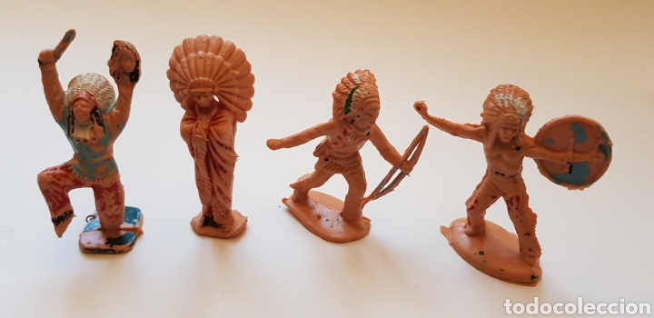 Figuras de goma y PVC: 4 indios de pl&aacute;stico de Reamsa - Foto 1
