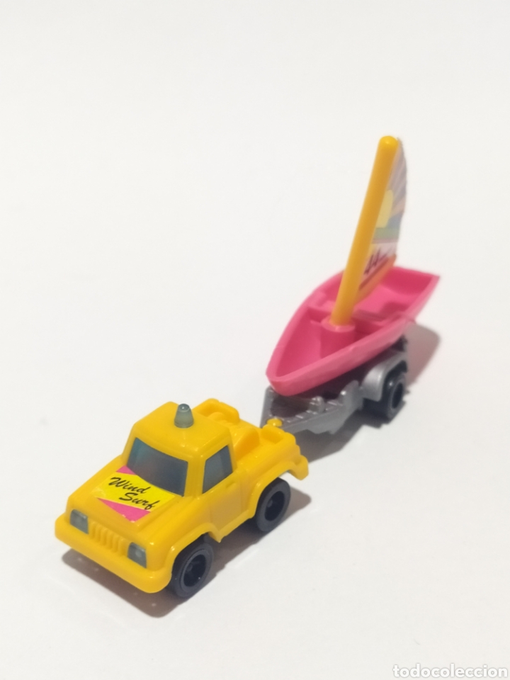 Figuras de Goma Kinder: Figuras PVC. Kinder. Coches con remolque. K96 N27.A&ntilde;o 1996