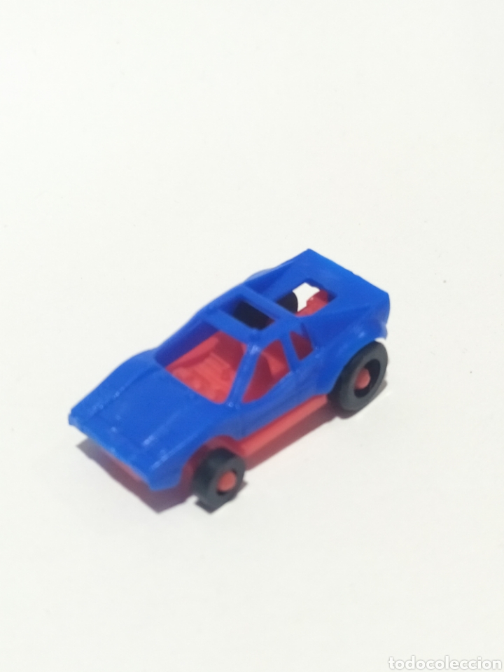 Figuras de Goma Kinder: Figuras PVC. Kinder. Coches azul. A&ntilde;o 90