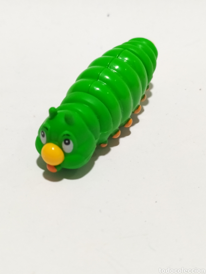 Kinder &Uuml;berraschung: Figuras PVC. Kinder. Oruga. C102.A&ntilde;o 2005
