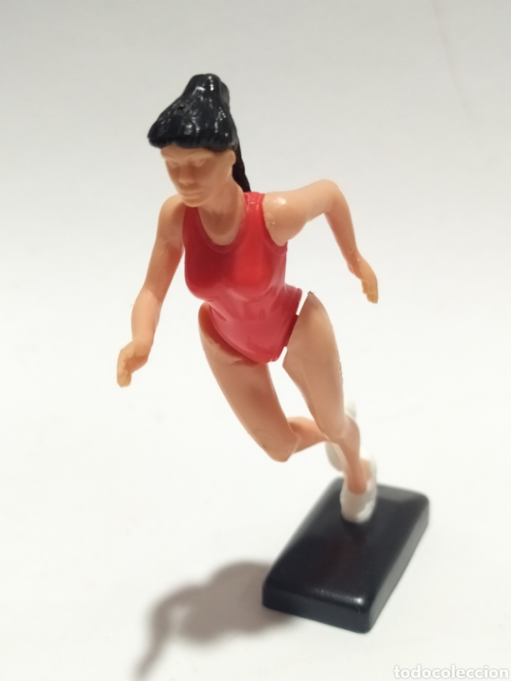 Kinder &Uuml;berraschung: Figuras PVC. Kinder. Competici&oacute;n deportiva. Corredora. K93 N34.A&ntilde;o 1993