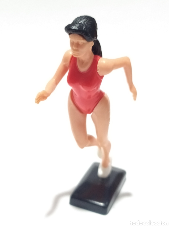 Kinder &Uuml;berraschung: Figuras PVC. Kinder. Competici&oacute;n deportiva. Corredora. K93 N34.A&ntilde;o 1993