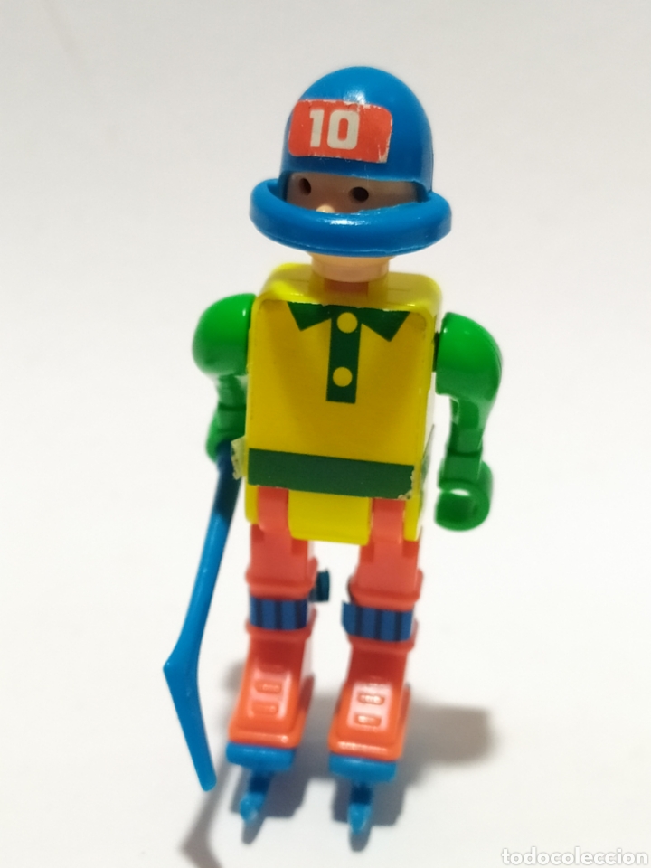 Kinder &Uuml;berraschung: Figuras PVC. Kinder.Deportes de invierno. Hockey. K93 N85.A&ntilde;o 1993