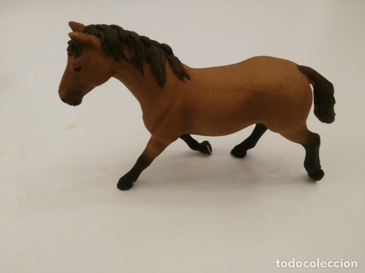 Figuras de goma y PVC: CABALLO SCHLEICH - Foto 1